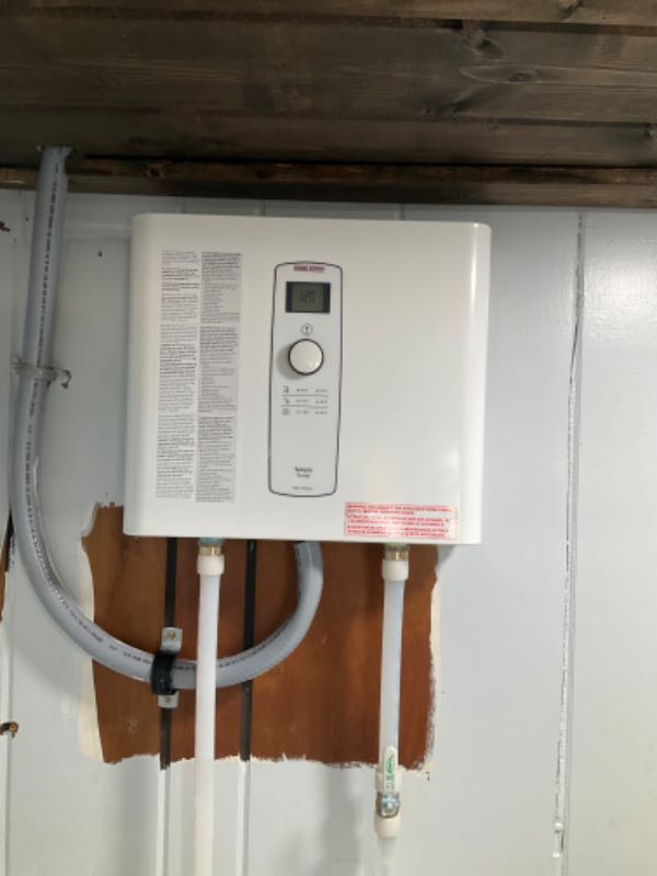 Electric water heater near ,  by John W (Check-in #3722)